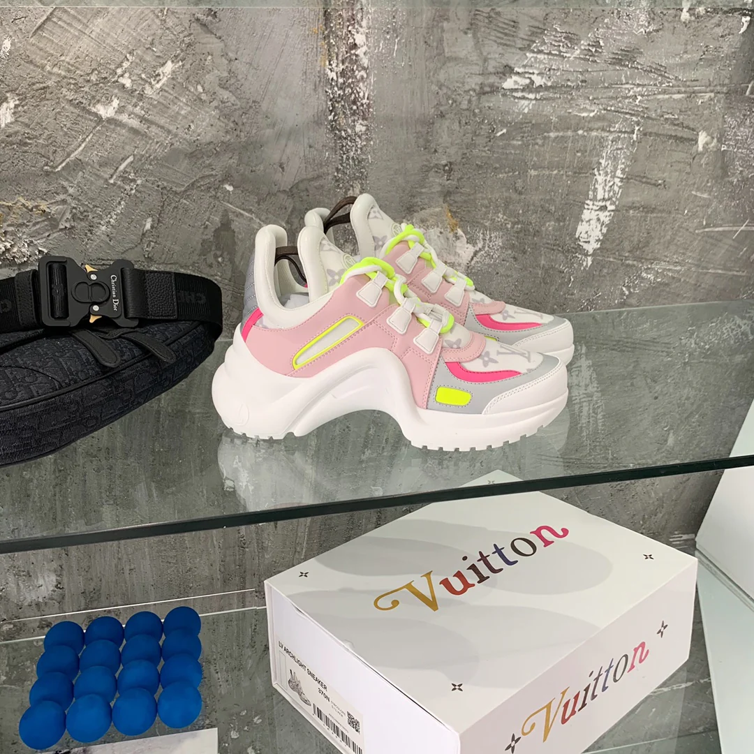 Обувь LV - Массивные кроссовки LV - 3