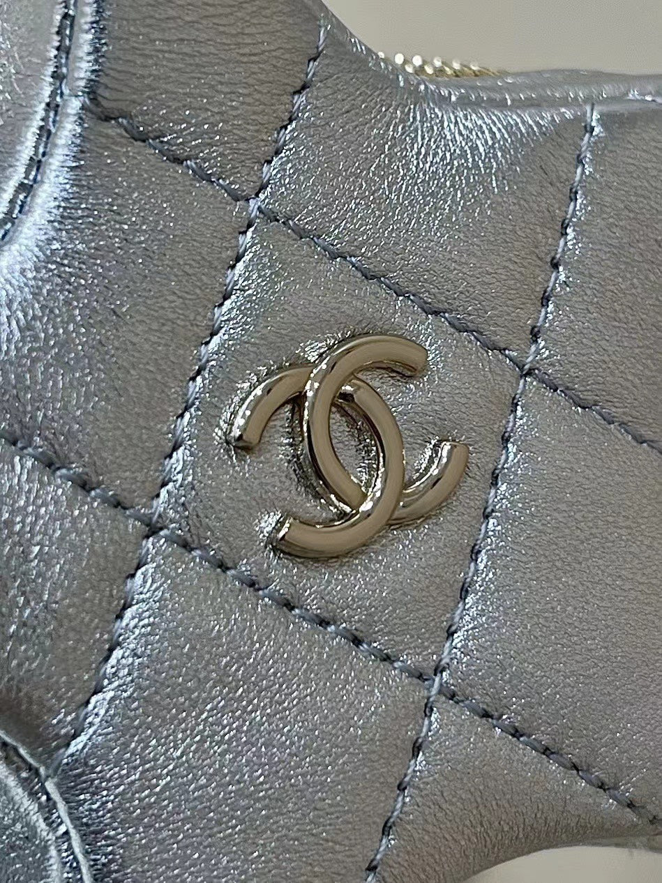 Рюкзак Chanel Early Spring Collection 24c - серебристый