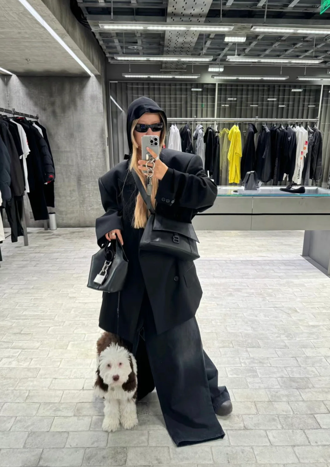 Сумка-хобо Balenciaga Locker - маленькая