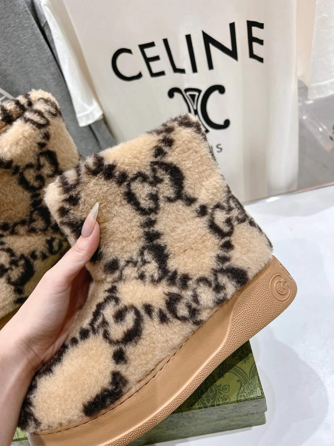 Шерстяные зимние сапоги Gucci 2024 - Кофейно-коричневый - 1