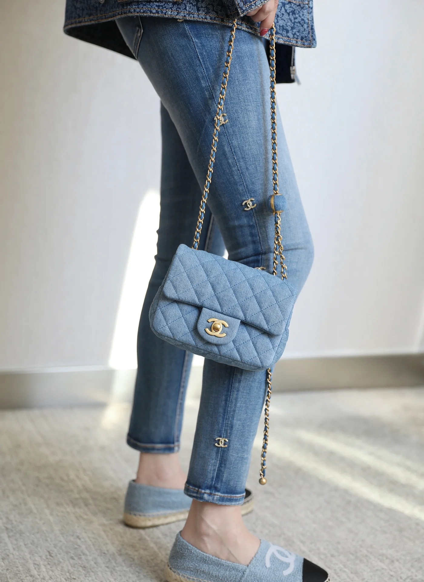 Chanel - Сумка с квадратным клапаном 