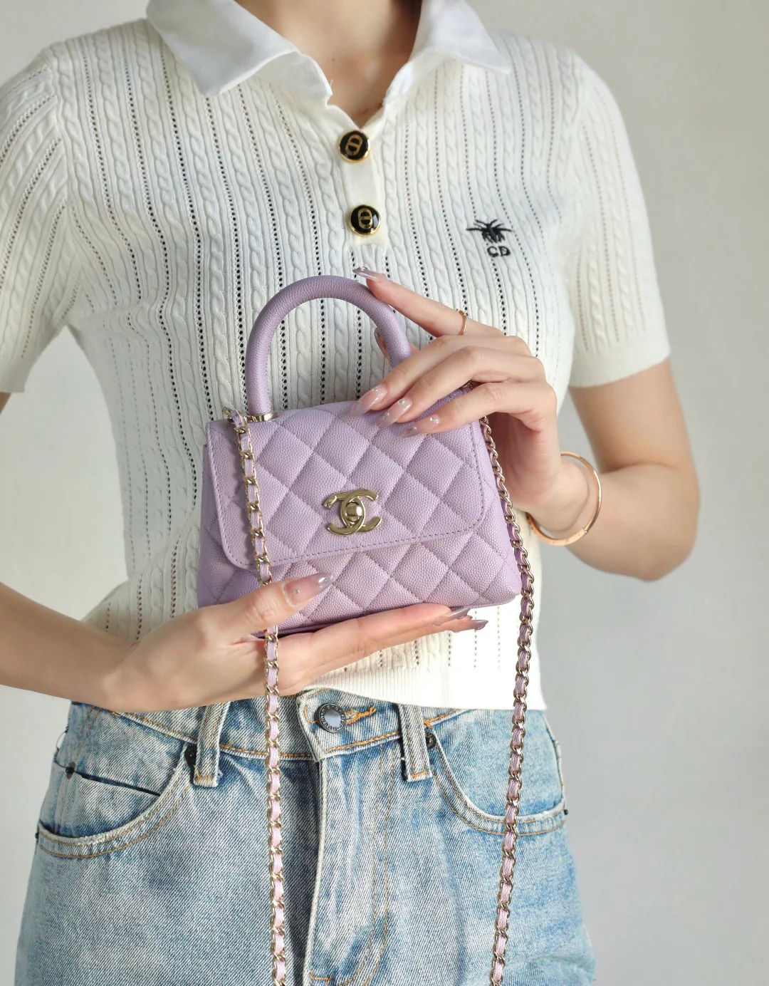 Chanel - Мини-сумочка с клапаном - светло-фиолетовая - фурнитура из светлого золота