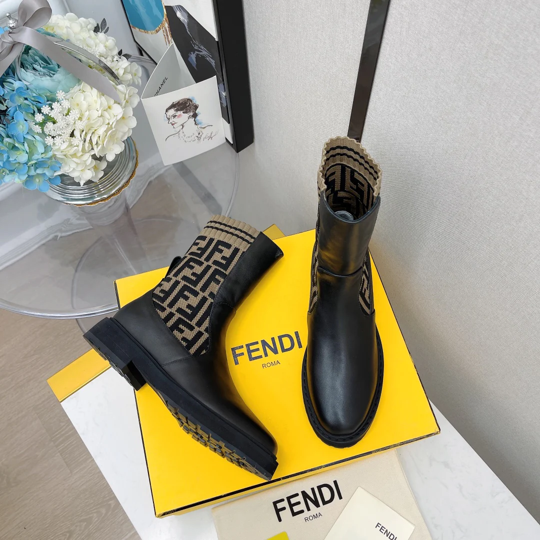 Ботинки-носки Fendi до середины икры
