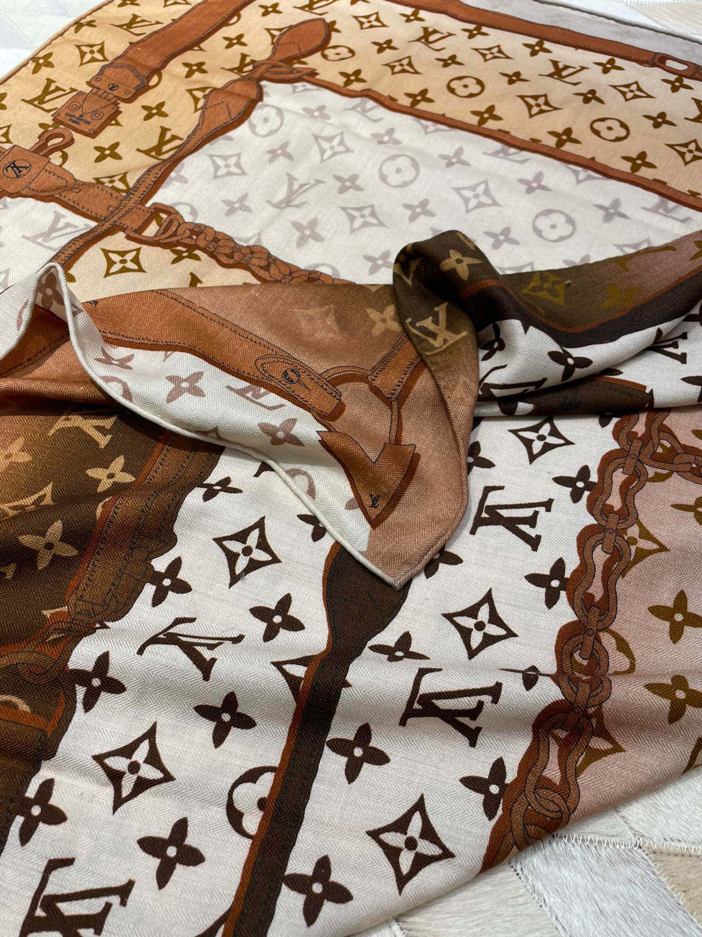 LV - Двусторонний шарф, 110 см - Детский флис, класс 2