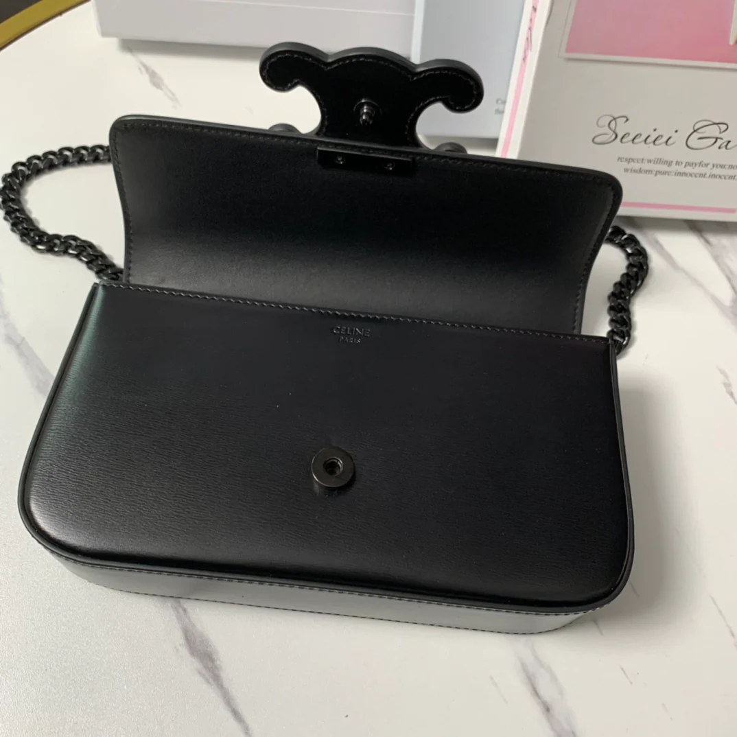 Celine - Кожаная сумка с пряжкой и цепочкой - Подмышечная сумка - Черная