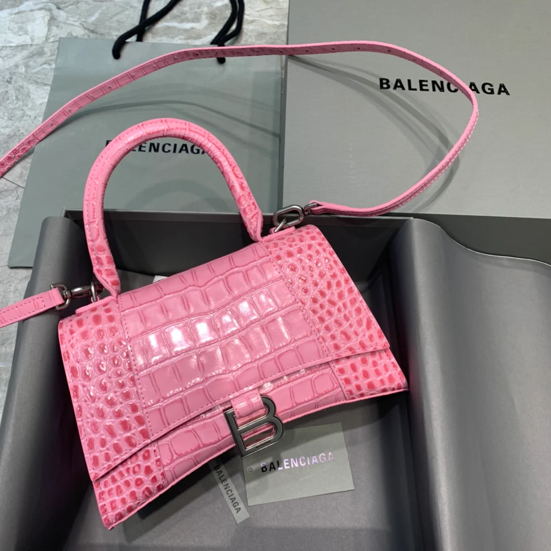 Сумка Balenciaga Hourglass — персиково-розовый с крокодиловым принтом