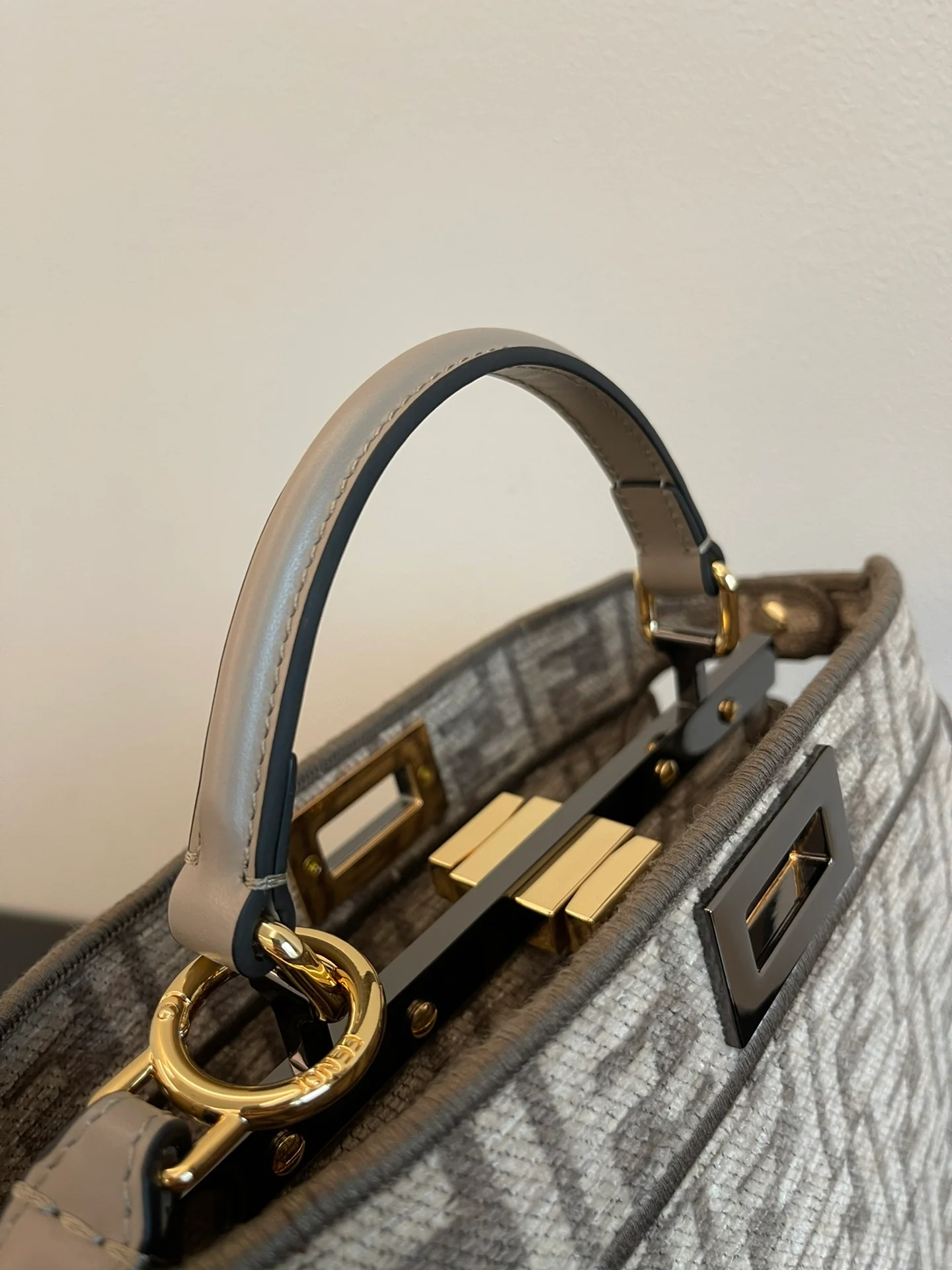 Fendi-peekaboo-i-see-u-Shenel Material-Small-Apricot