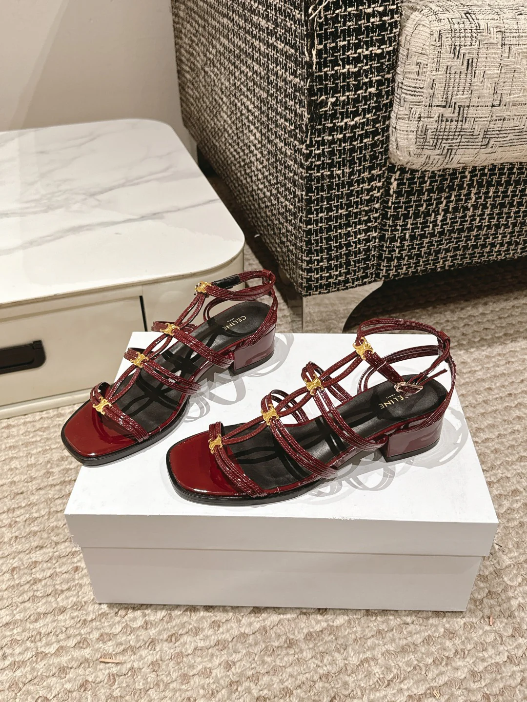 Сандалии Celine Roman 2024 - красные