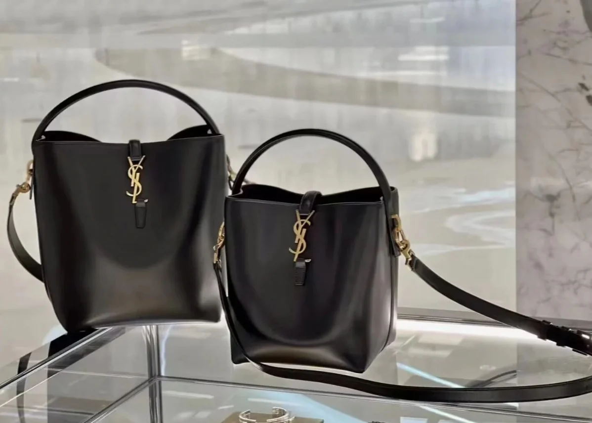 Сумка-ведро YSL Le 37 - Маленькая - Черная