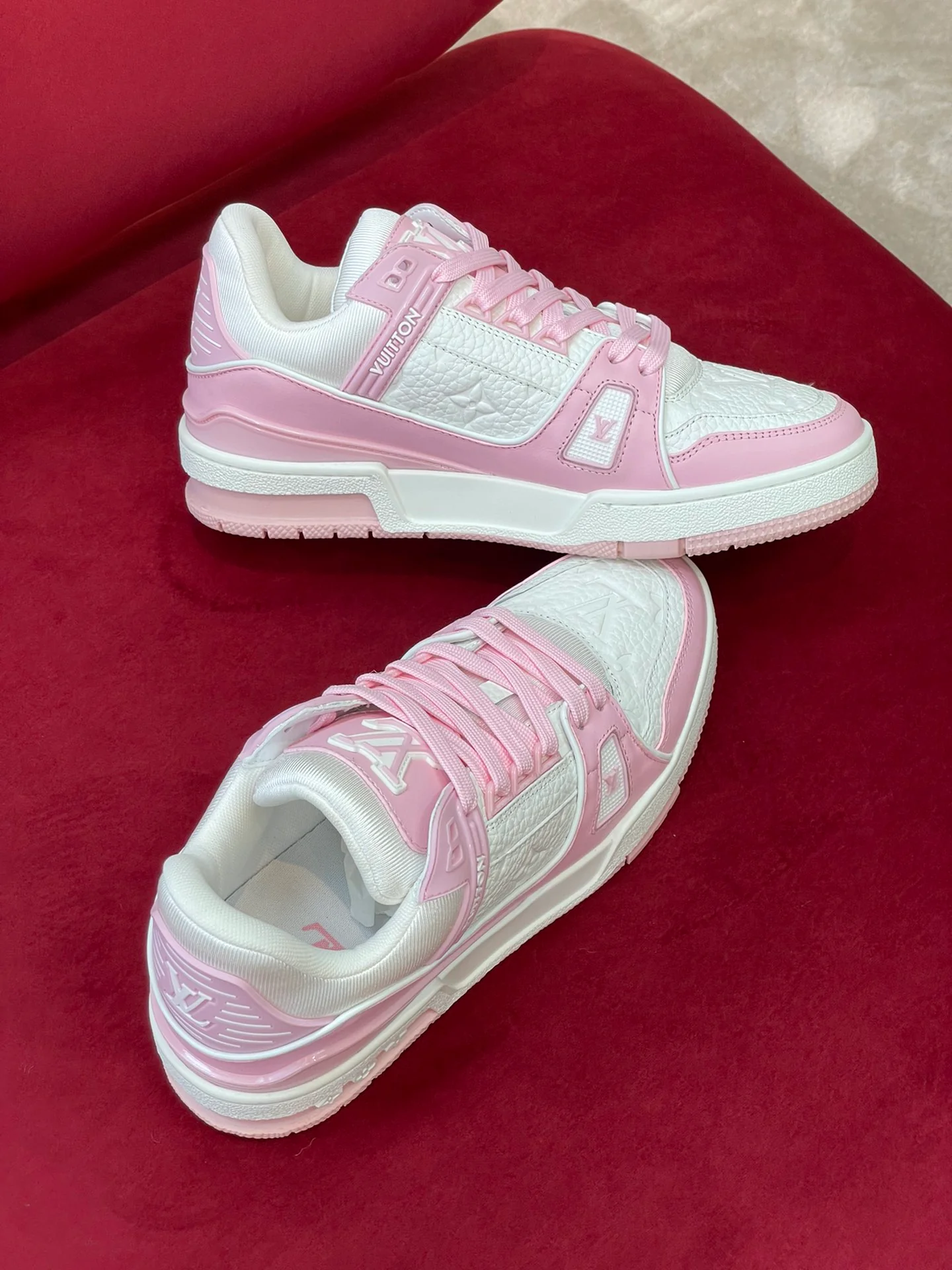 Кроссовки LV Trainer Series - Спортивная обувь - Унисекс - Бело-розовые