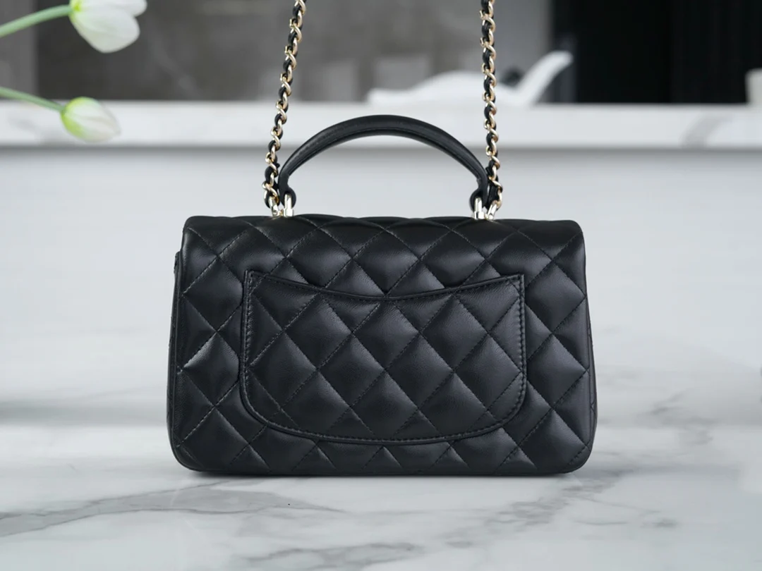 Мини-сумочка Chanel Mini CF, сумка на цепочке через плечо, черная.