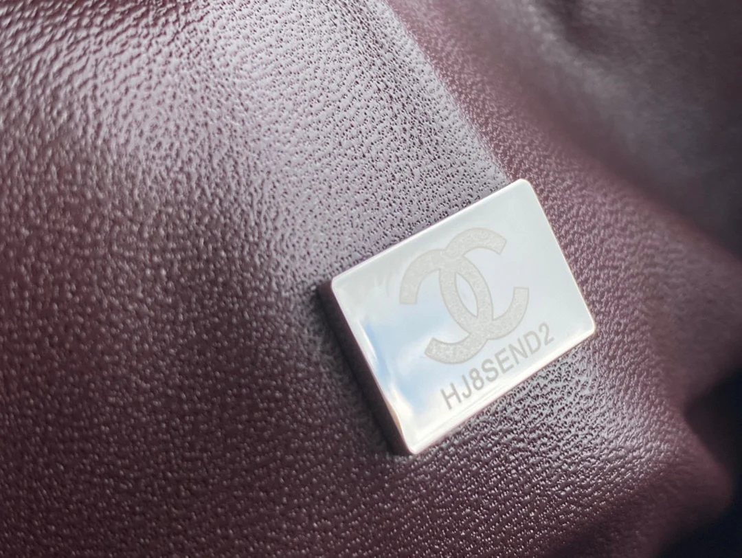 Сумка Chanel CF Medium - 25 см - из черной овечьей кожи с серебряной пряжкой - CF25