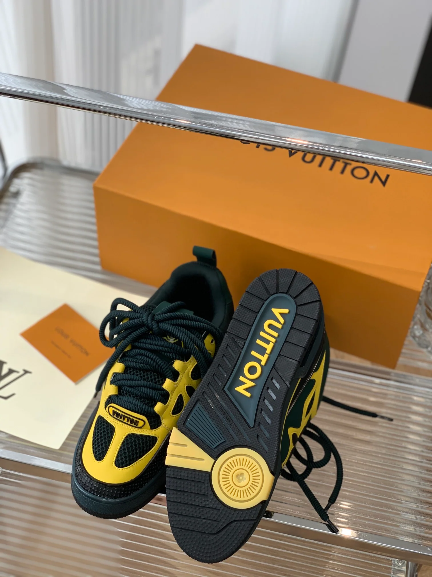 Новинка сезона осень/зима 2022 - кроссовки SK8 Puff - унисекс