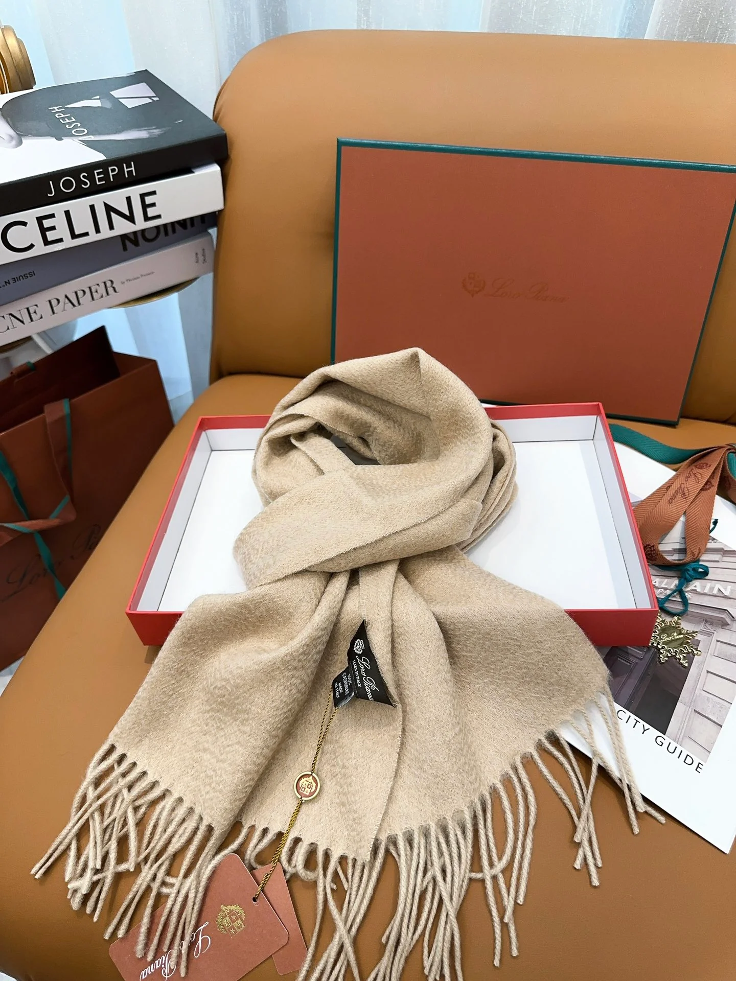 Шарф Loro Piana 2024 - Коричневый