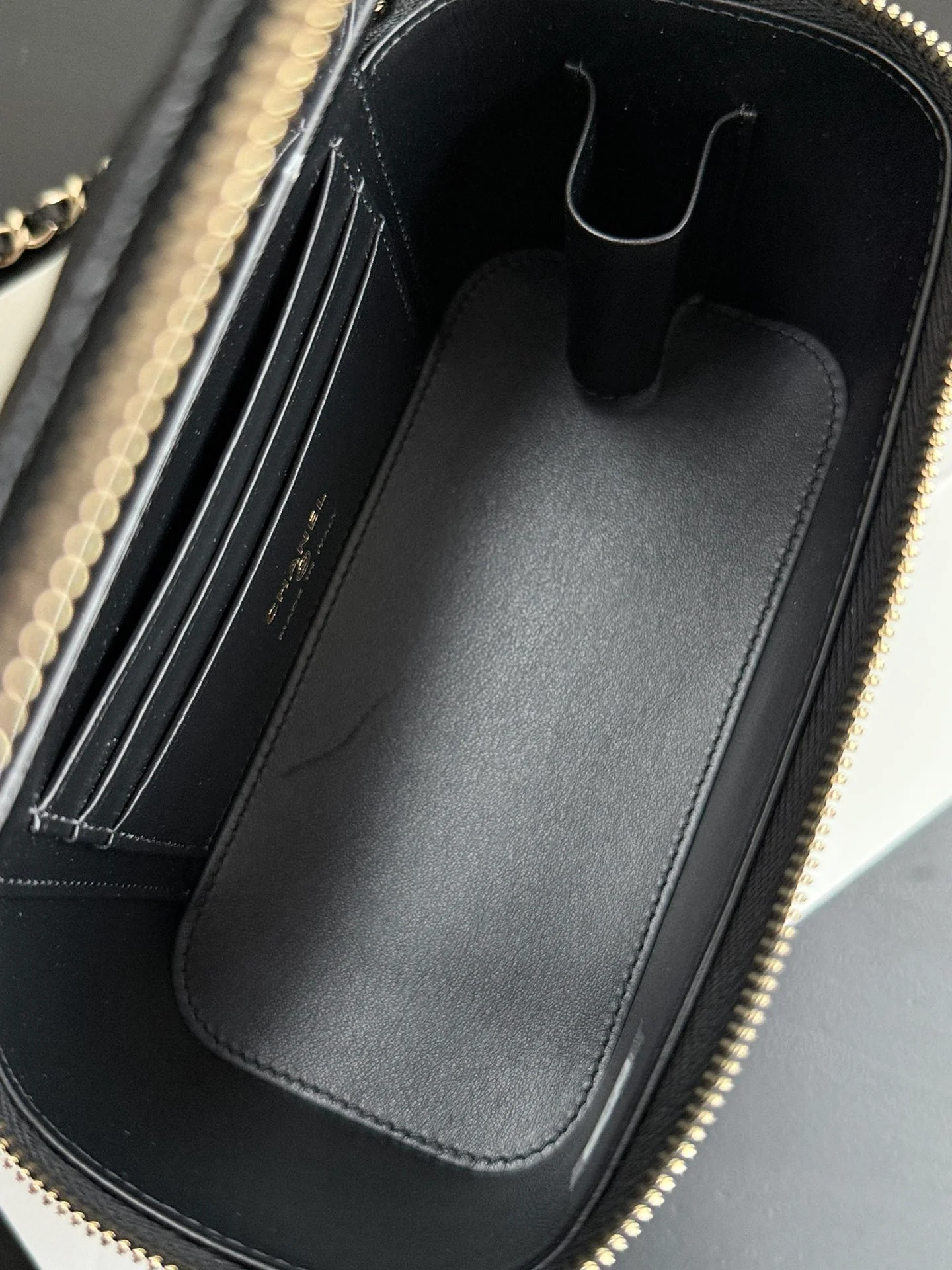 Сумка-ланчбокс Chanel 25c - черная