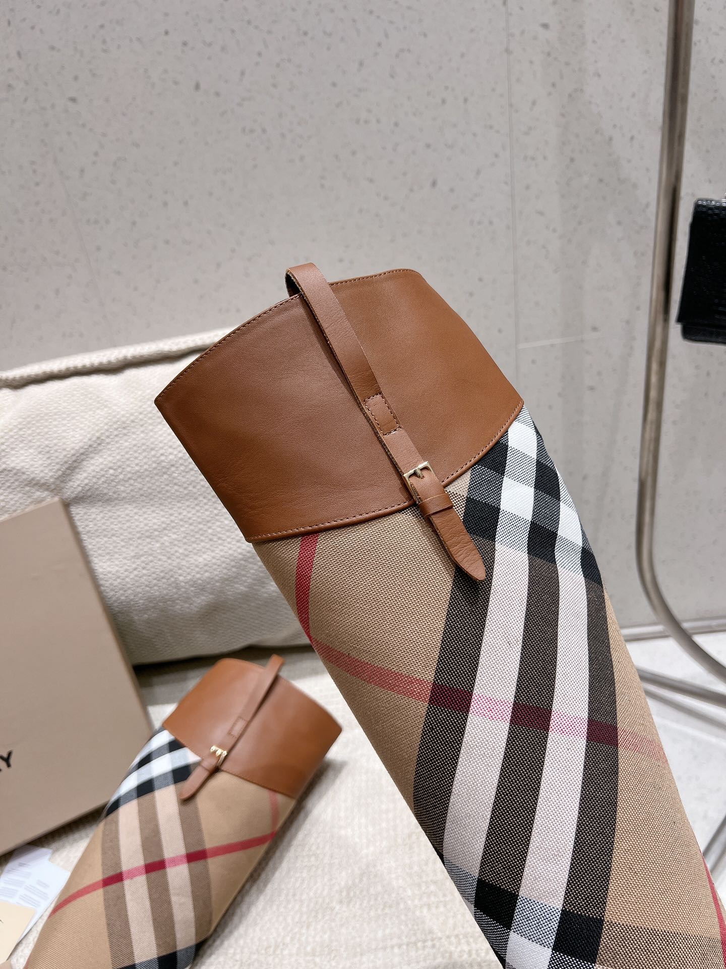 Ботинки Burberry в клетку 2024 года - Кофейно-коричневый