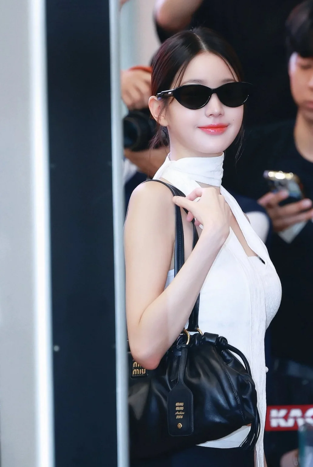 Сумка Miu Miu Joie из кожи наппа — маленькая — черная — Носите и делитесь