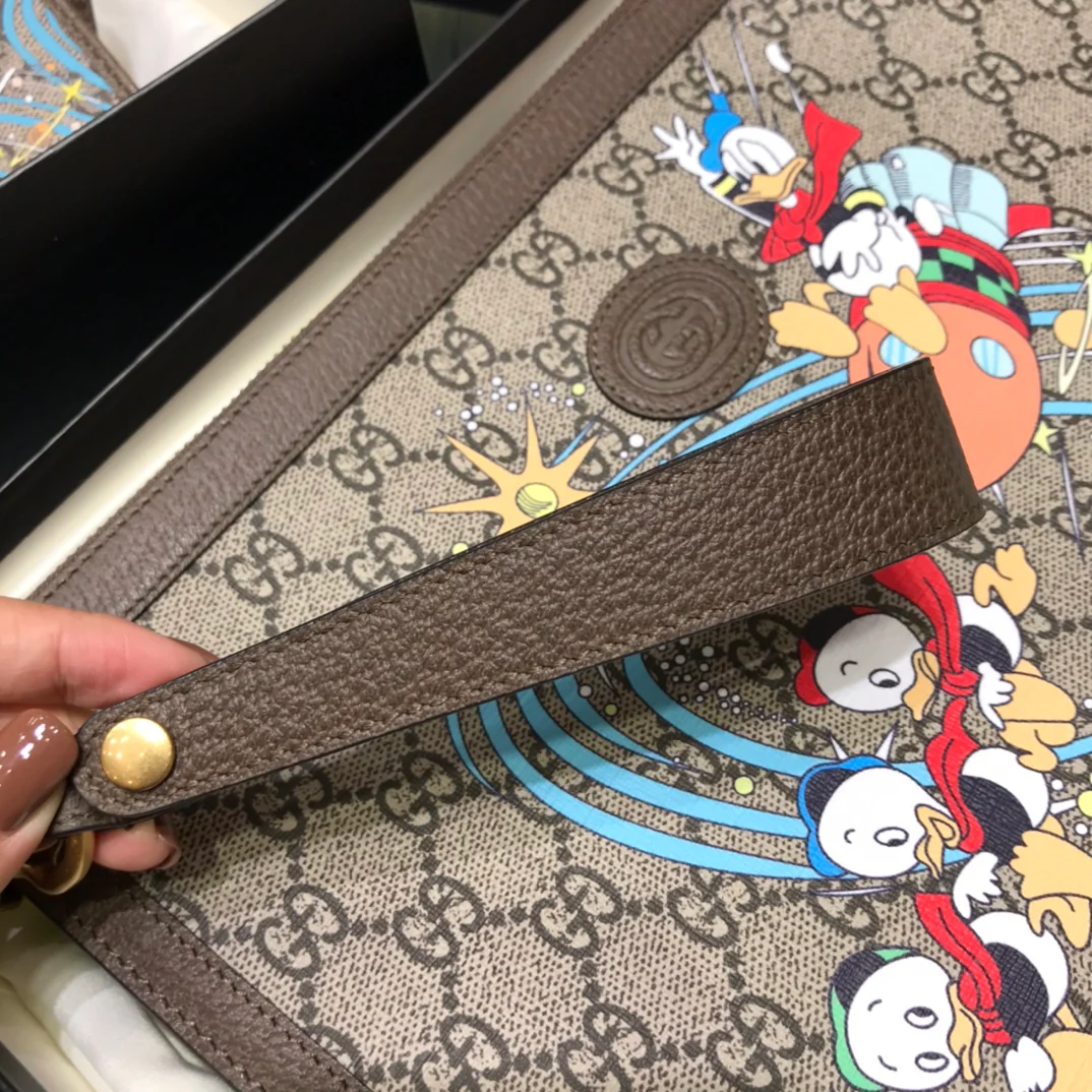 Клатч Gucci с Дональдом Даком