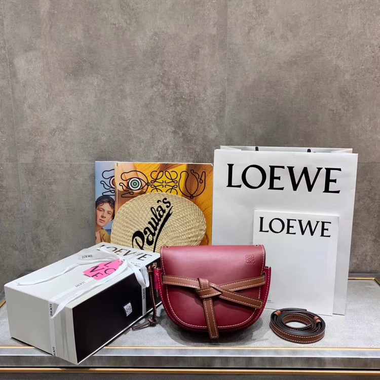 Схема коллекции однотонных тканей Loewe-gate Small Plain