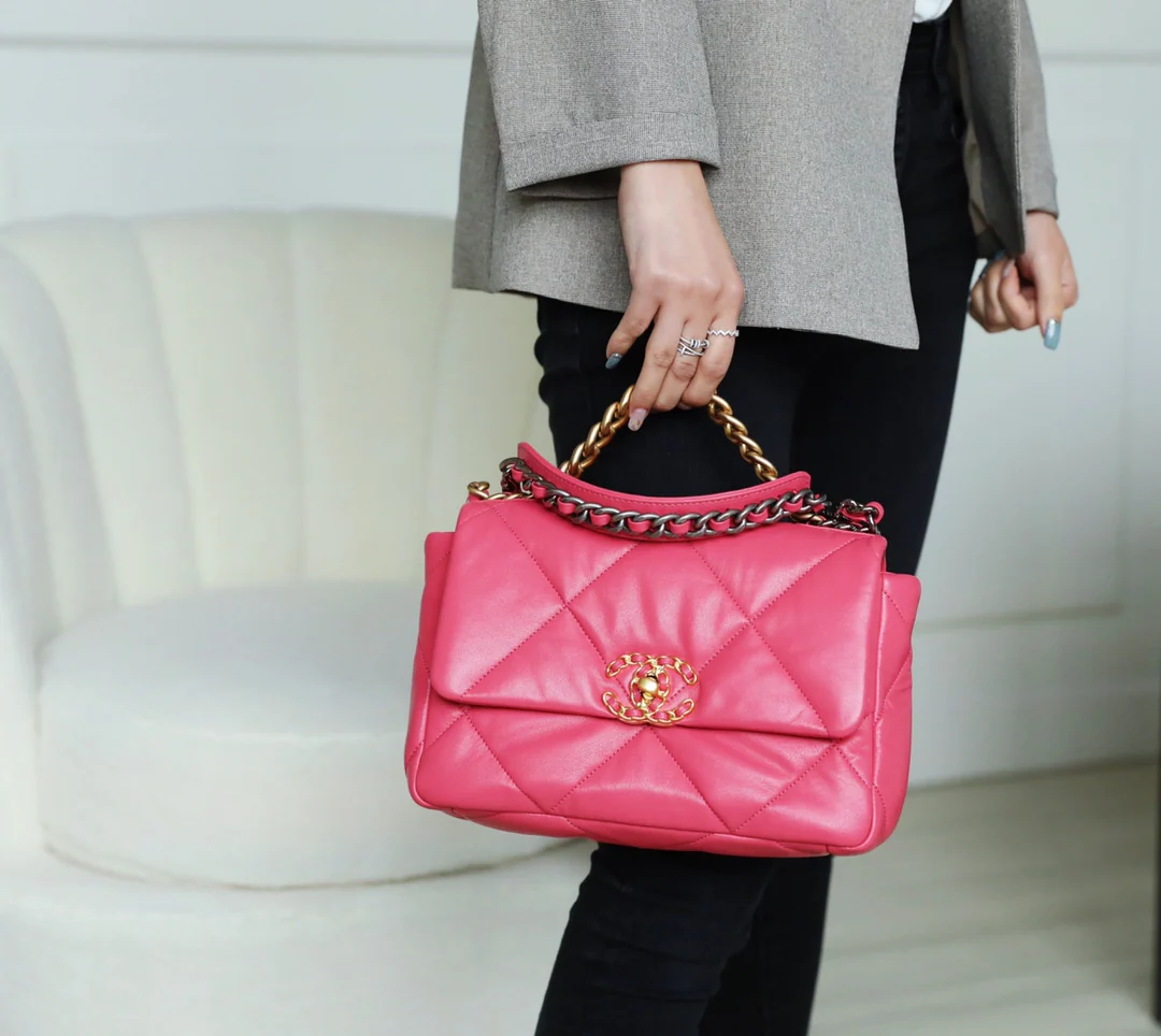 Chanel 19bag Small Lipstick Powder