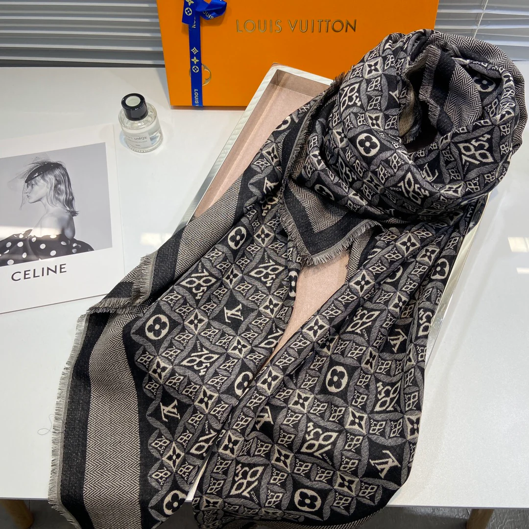 Шаль LV Monogram - 142 см - 5 см