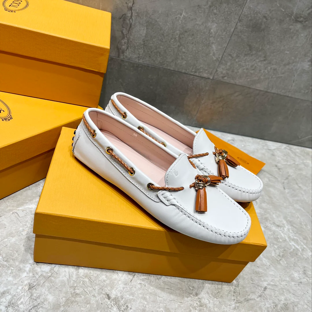 Tods - Подвеска с кисточкой - Лоферы - Туфли без шнурков - 1