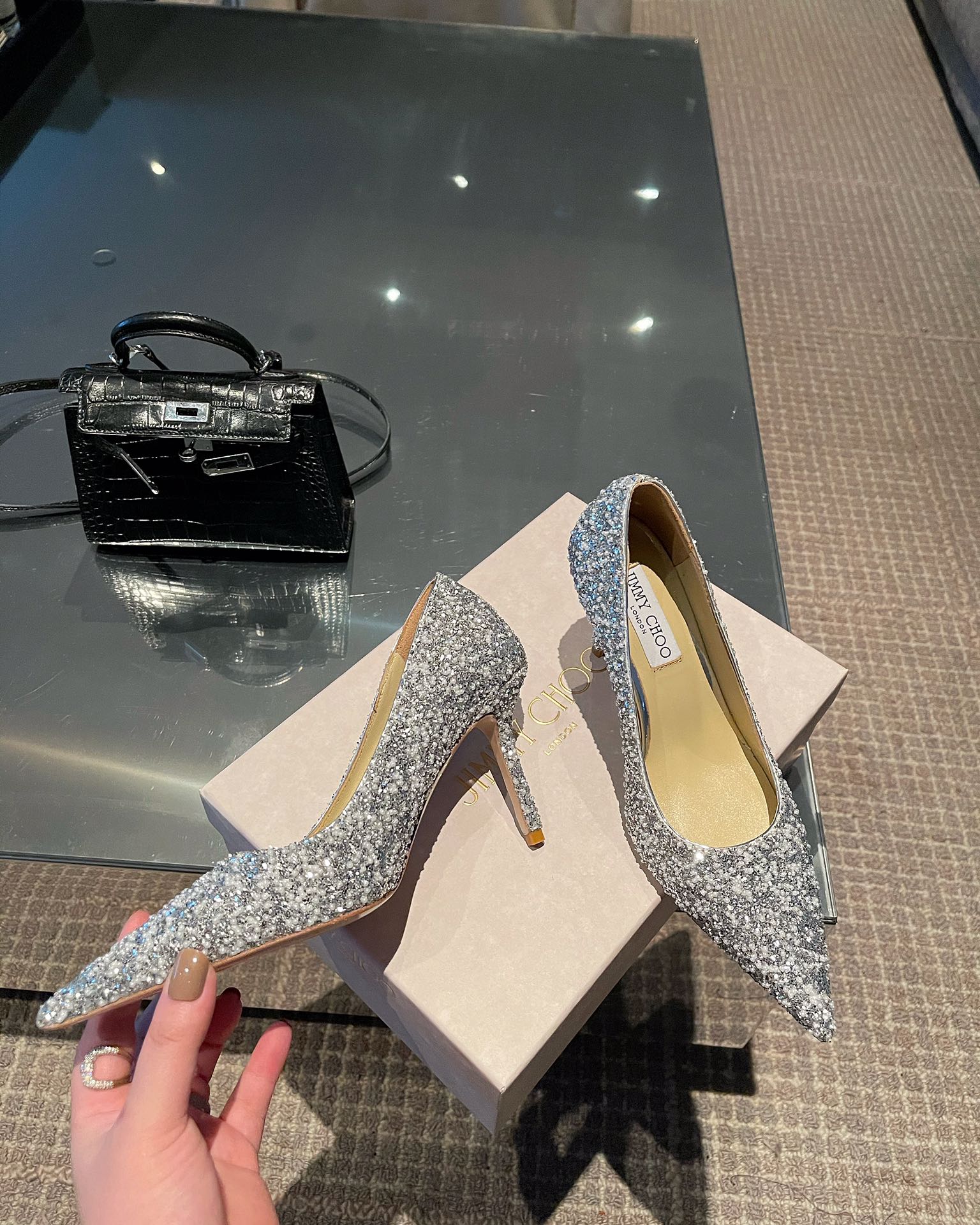 Туфли на высоком каблуке Jimmy с блестками и жемчугом - серебристые - 8 см