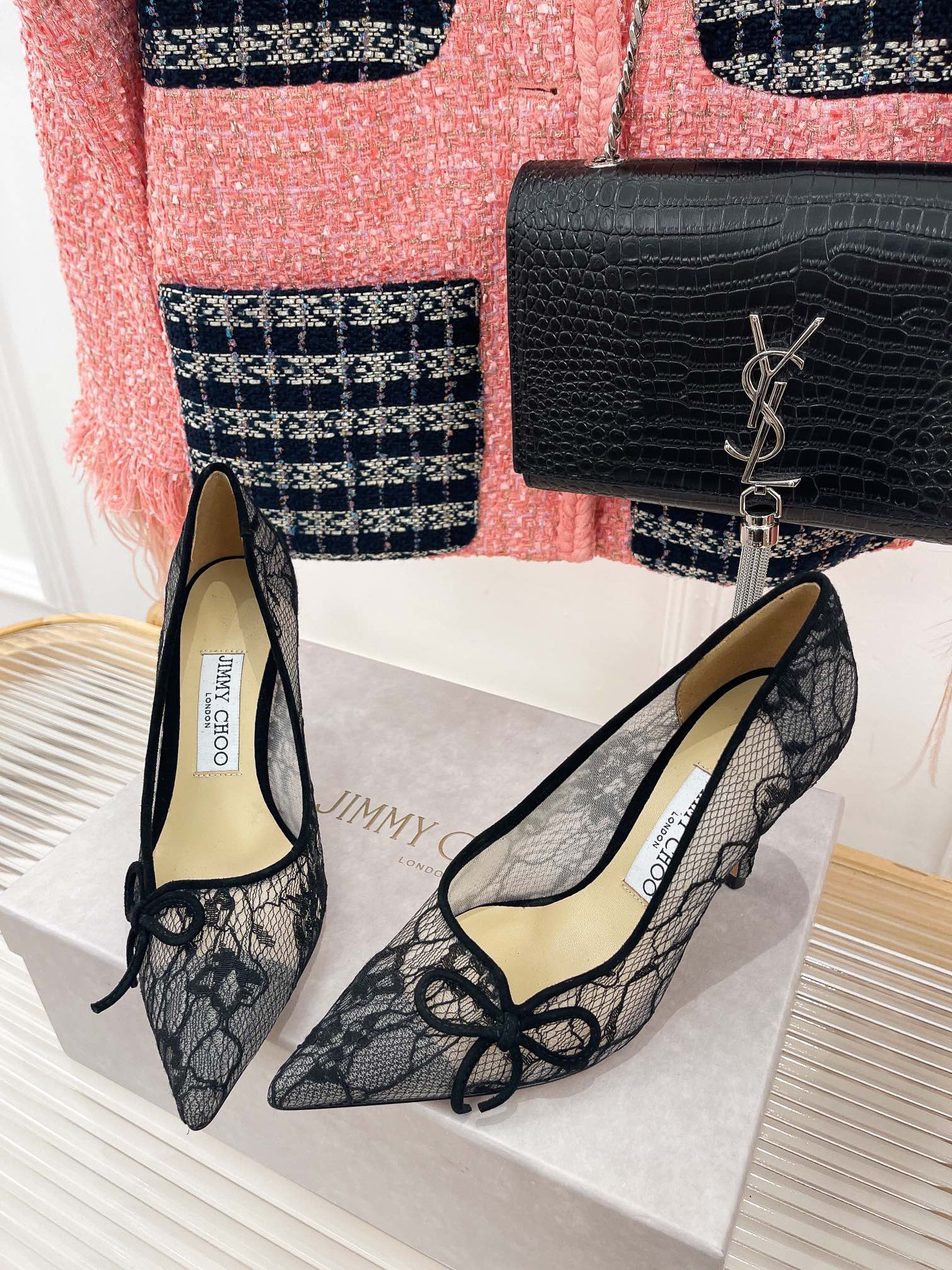 Jimmy - Новинка сезона весна/лето 2022 - Туфли на высоком каблуке с бантом и кружевом - 1