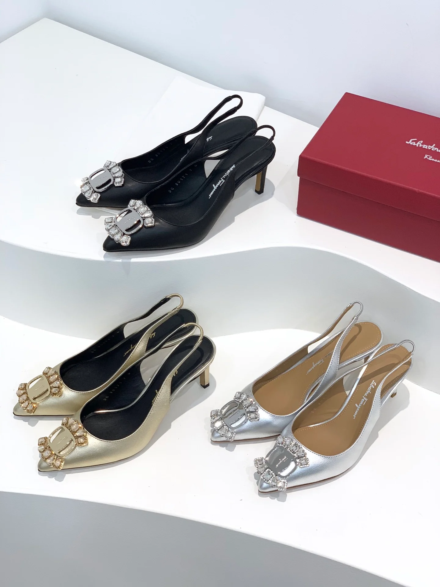 Salvatore Ferragamo - Коллекция туфель на высоком каблуке - 1