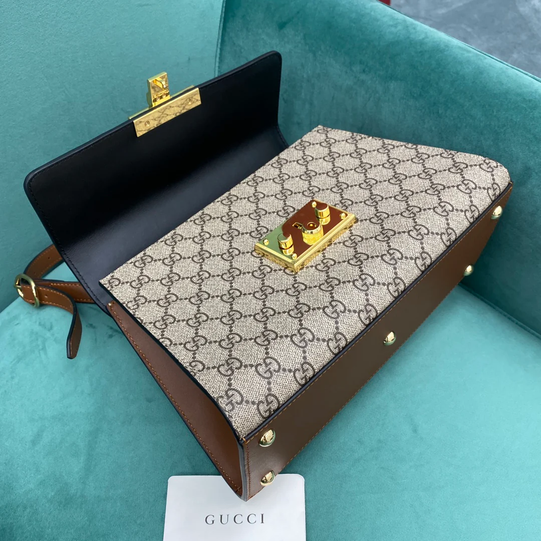 Большая сумка Gucci Padlock, черная, 28 см x 11 см x 19 см.