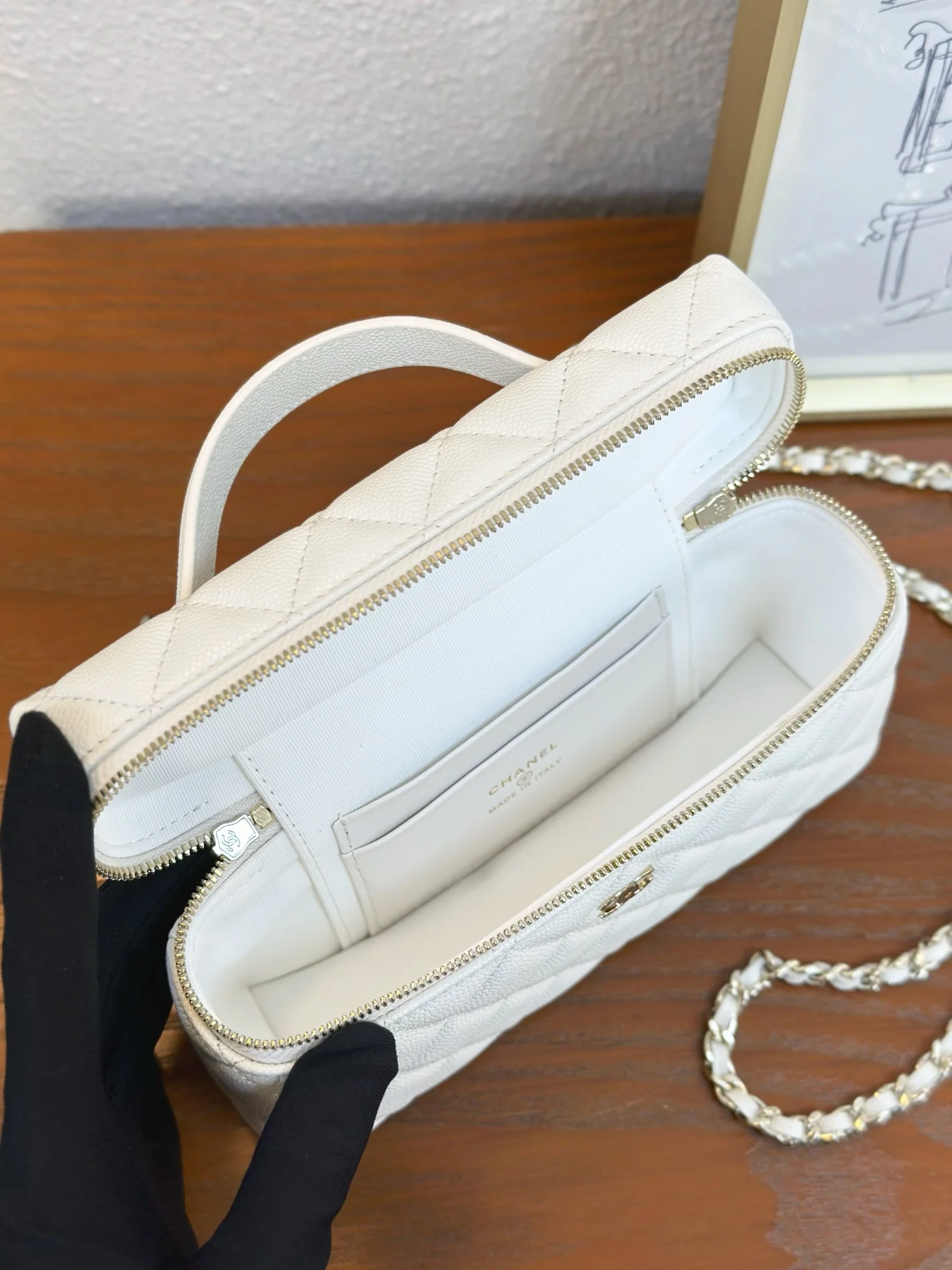 Сумка для ланча Chanel 25c-LP - белая