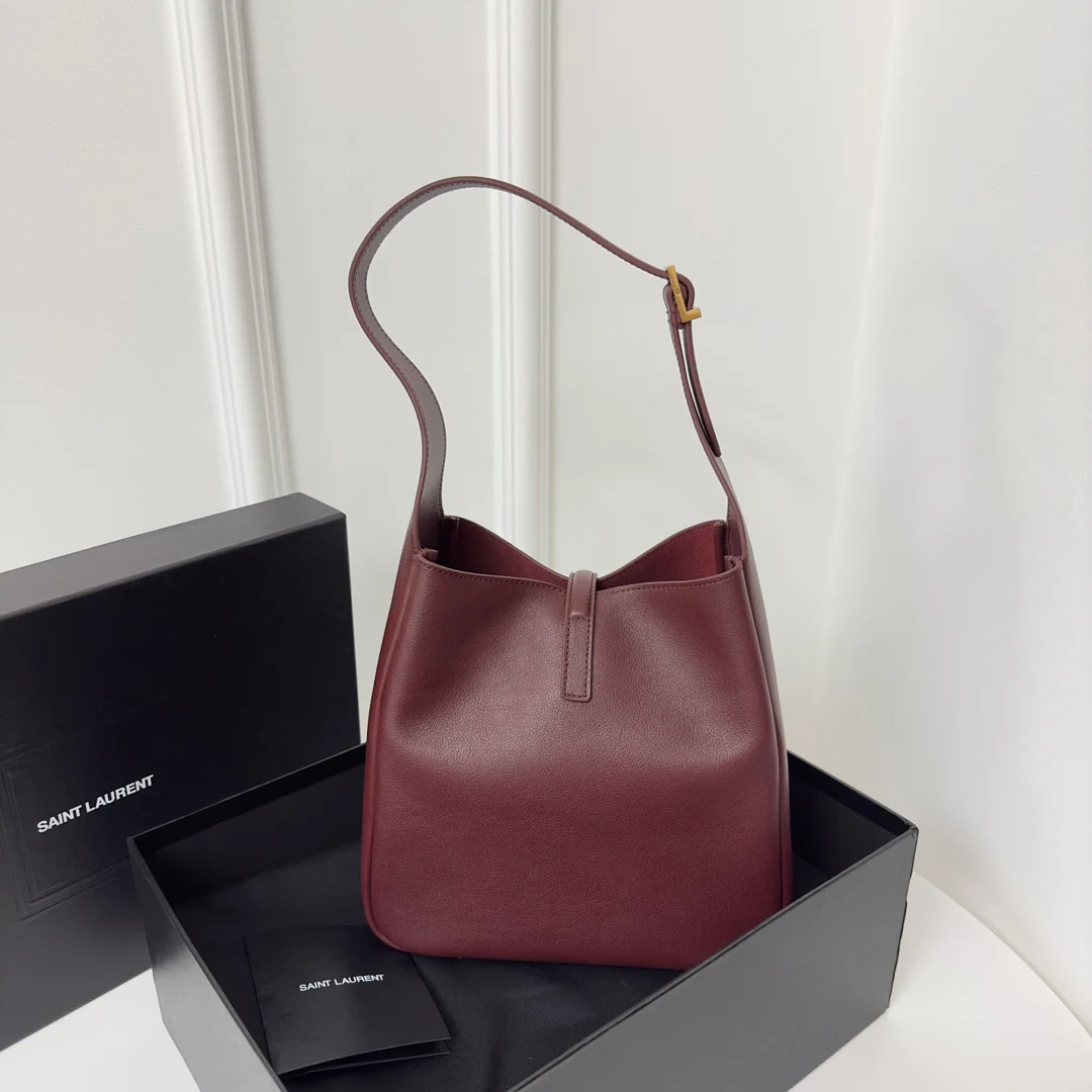 YSL-le-5-a-7-soft-hobo-maroon