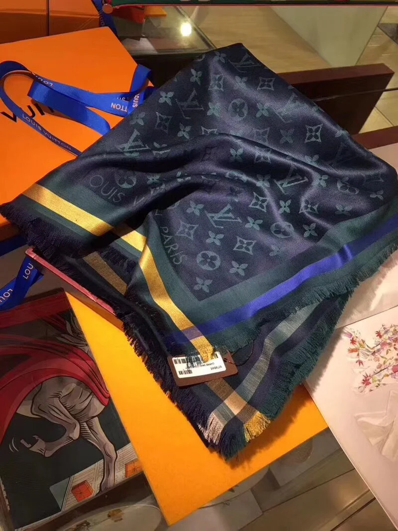 Шелковый шарф LV-140 Monogram — модель высшего класса с исключительно мягкой текстурой — 2 шт.