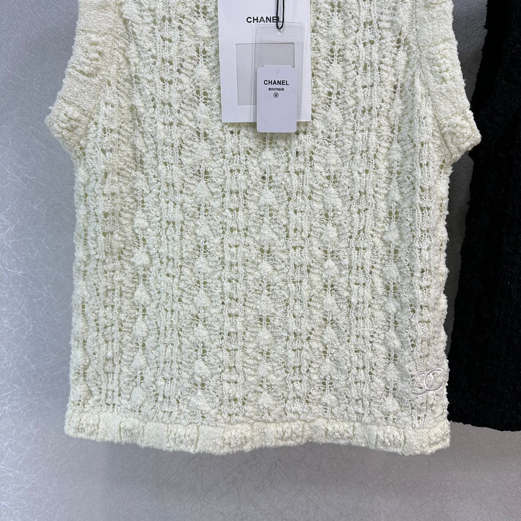 Новый вязаный жилет Chanel 2403 Весна/Лето