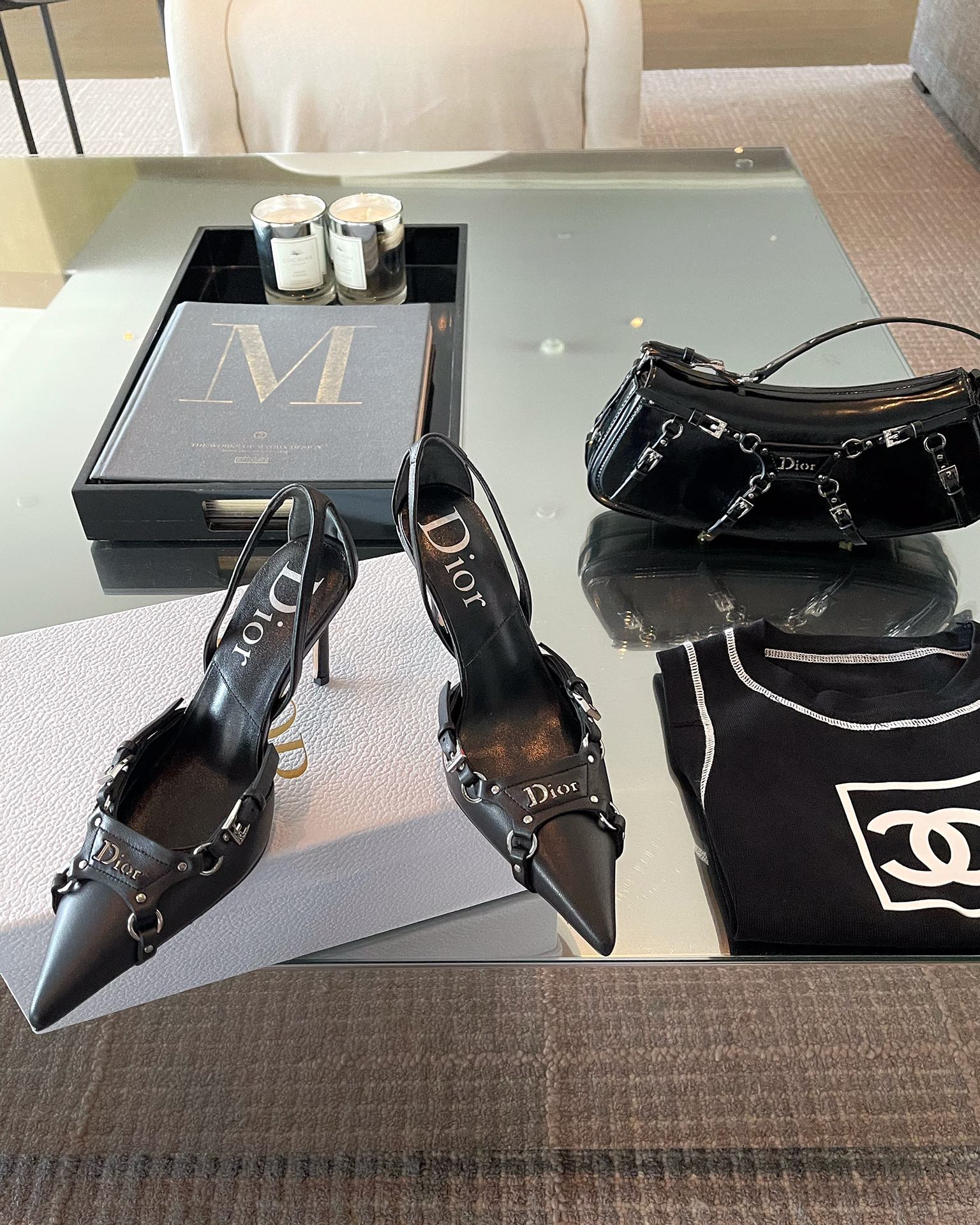 Туфли-лодочки Dior с острым носком на высоком каблуке