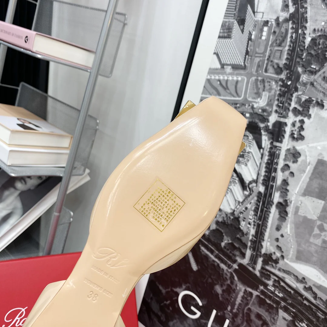 RV - Плоская подошва, открытый квадратный носок - Телесно-розовый