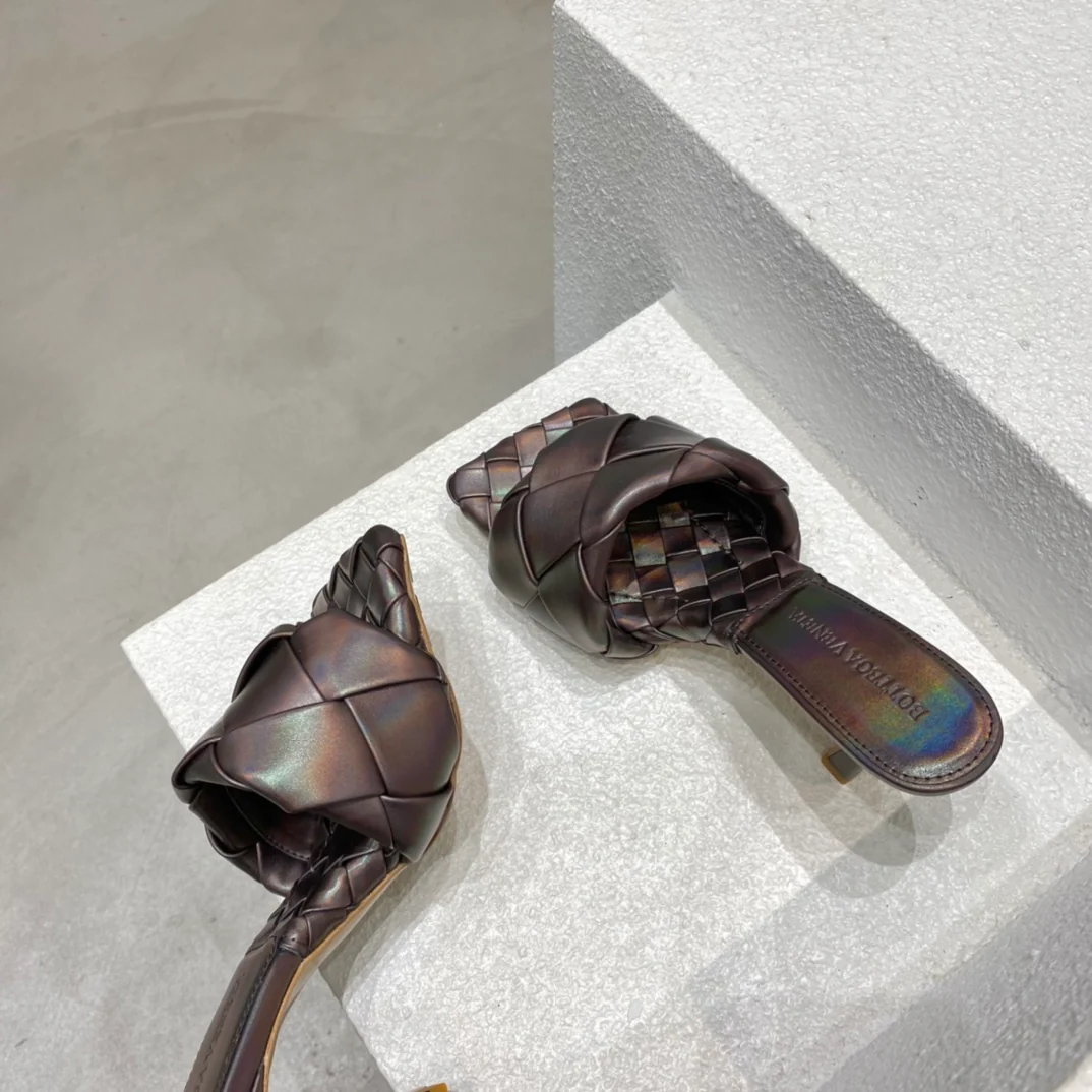 BV - Плетеные сандалии - Бронза