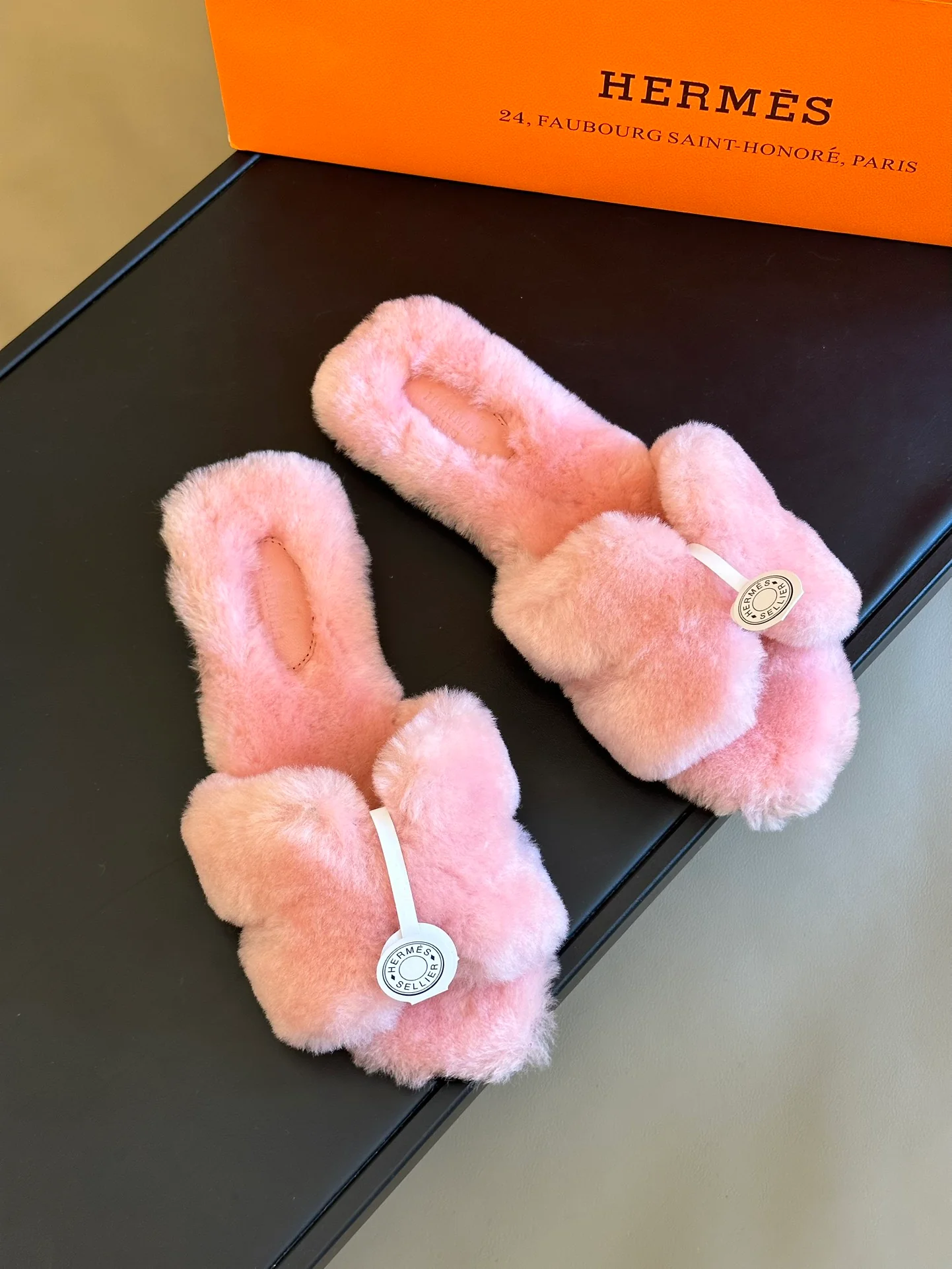 Шерстяные тапочки Hermes 2024 - розовые