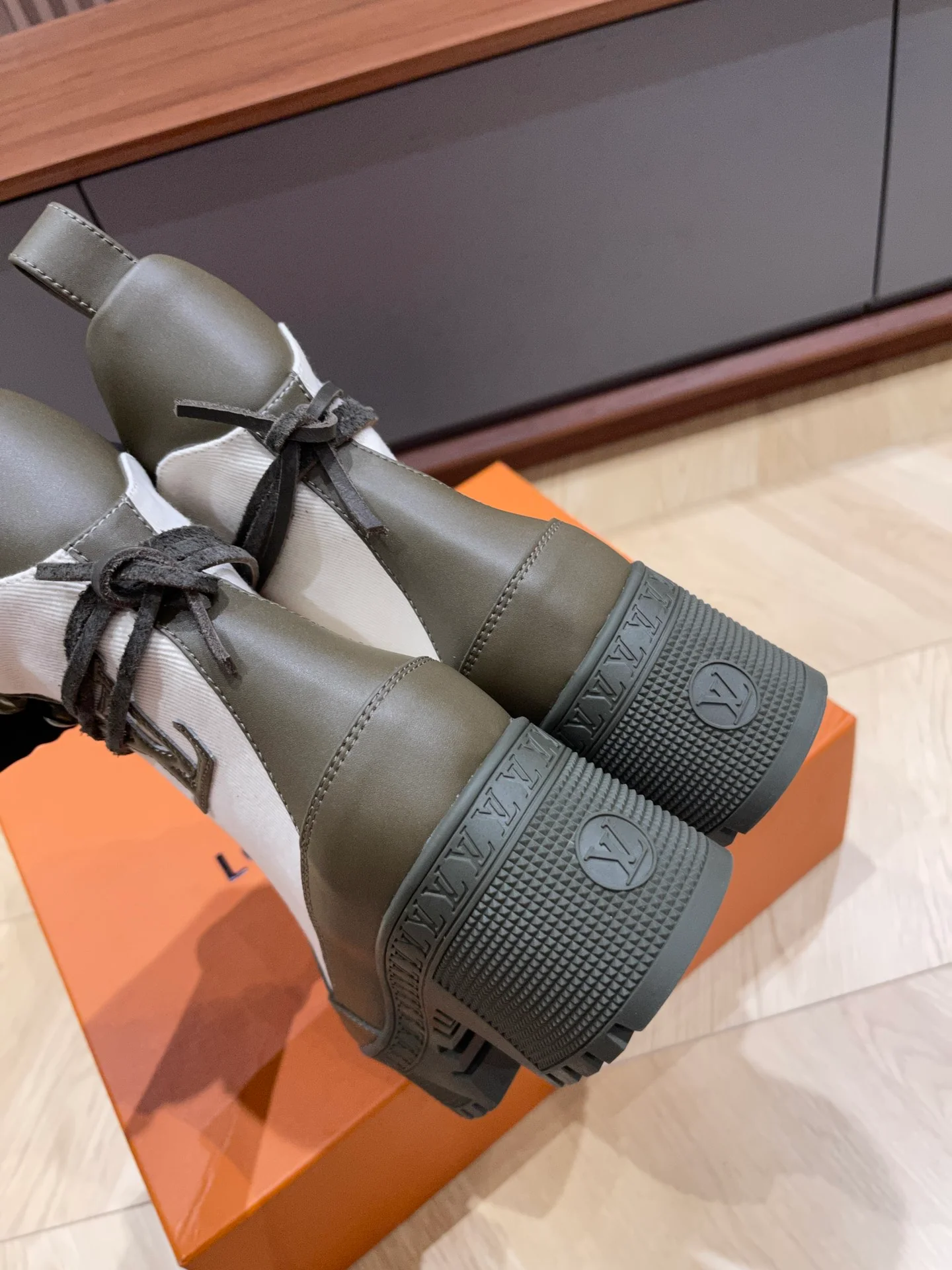 LV-2024 - Повседневные ботинки - Зеленые