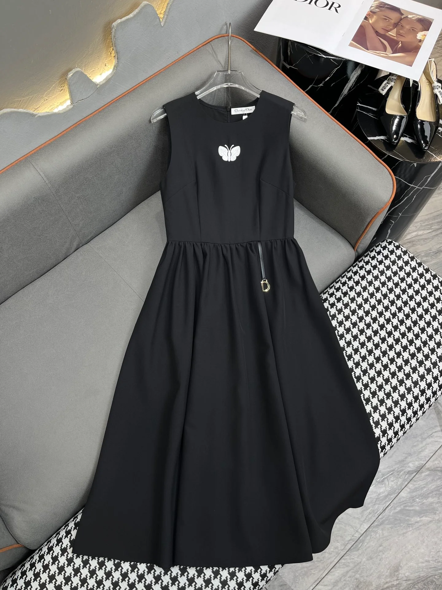 Летнее платье Dior 2403-24ss без рукавов с бабочками - черное