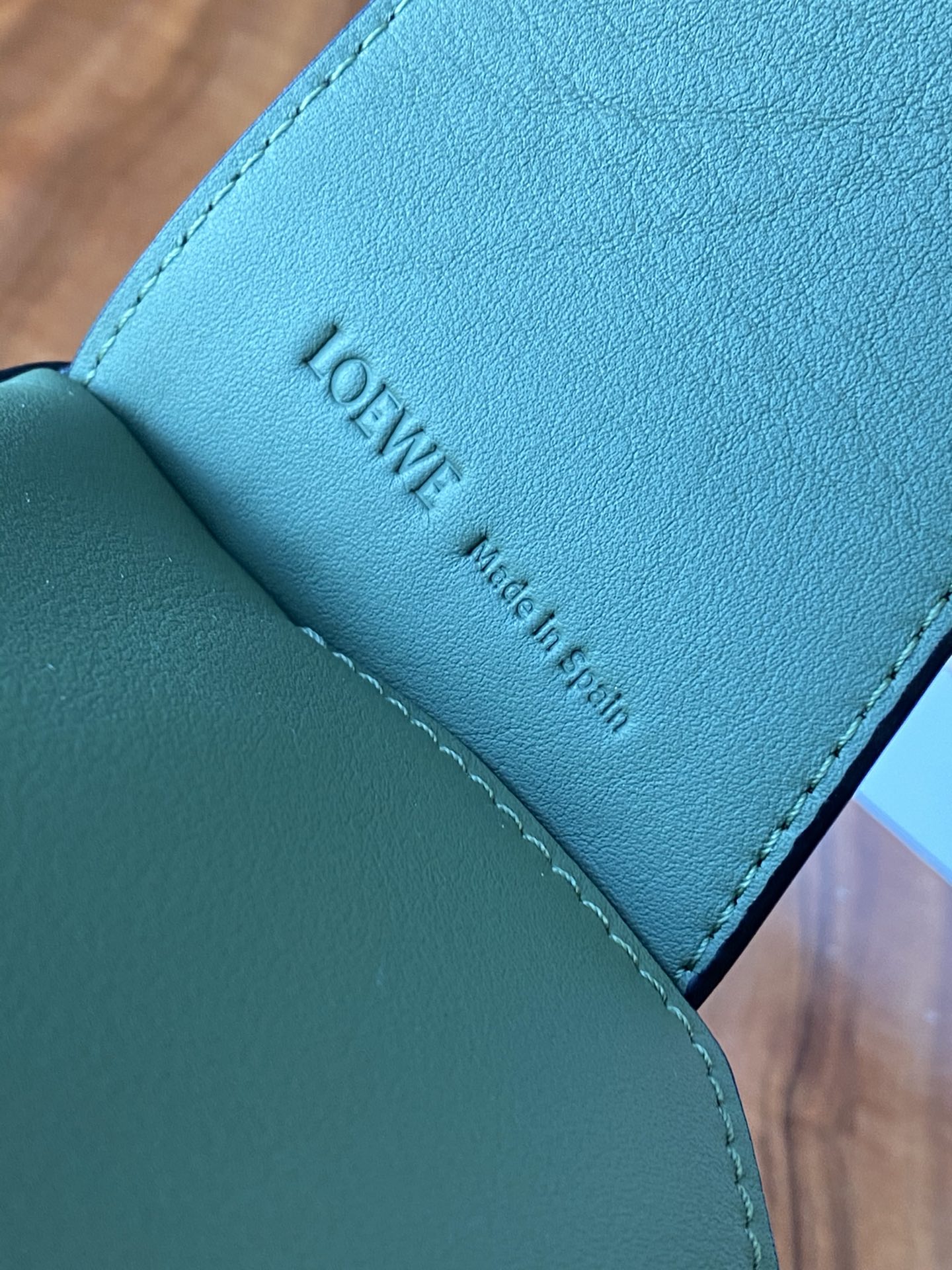 Сумка-хобо Loewe-puzzle-hobo-handbag-1