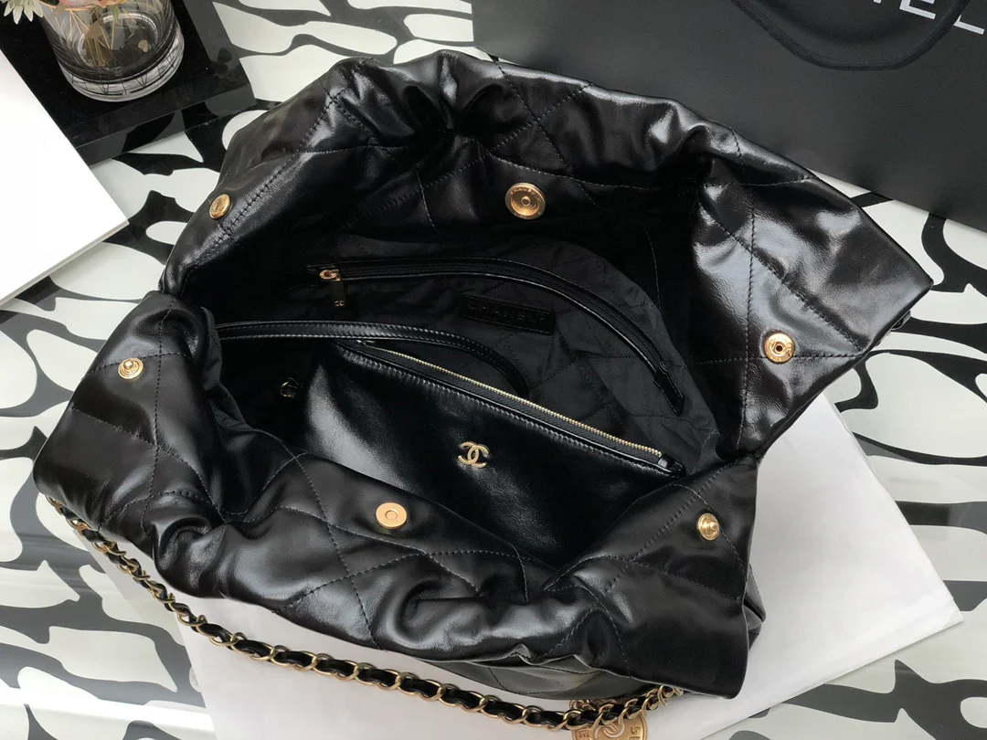 Сумка Chanel 22 - Черная - Маленькая