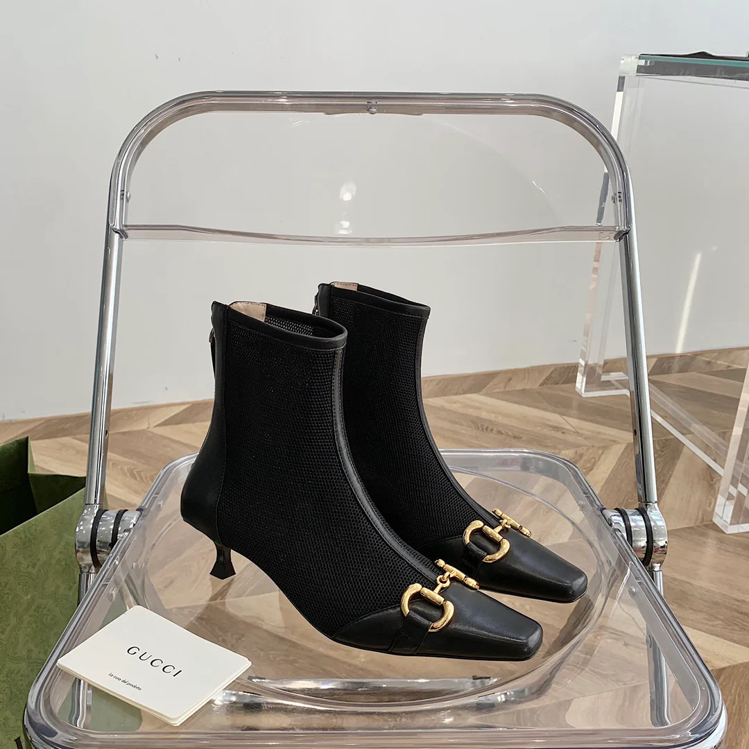 Ботильоны Gucci Street с пряжкой, острым носком и низким каблуком - 1