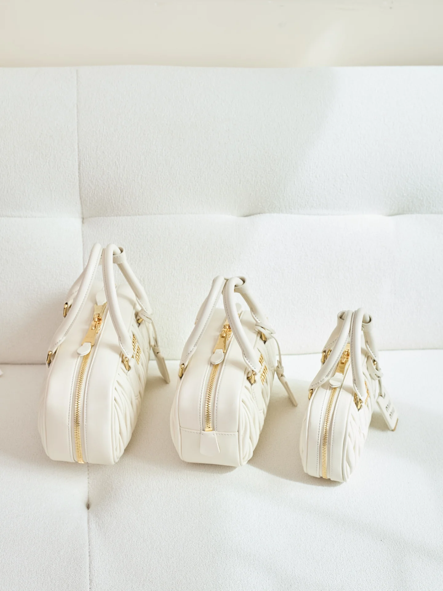 Miu Miu-???????-????-Белый-1