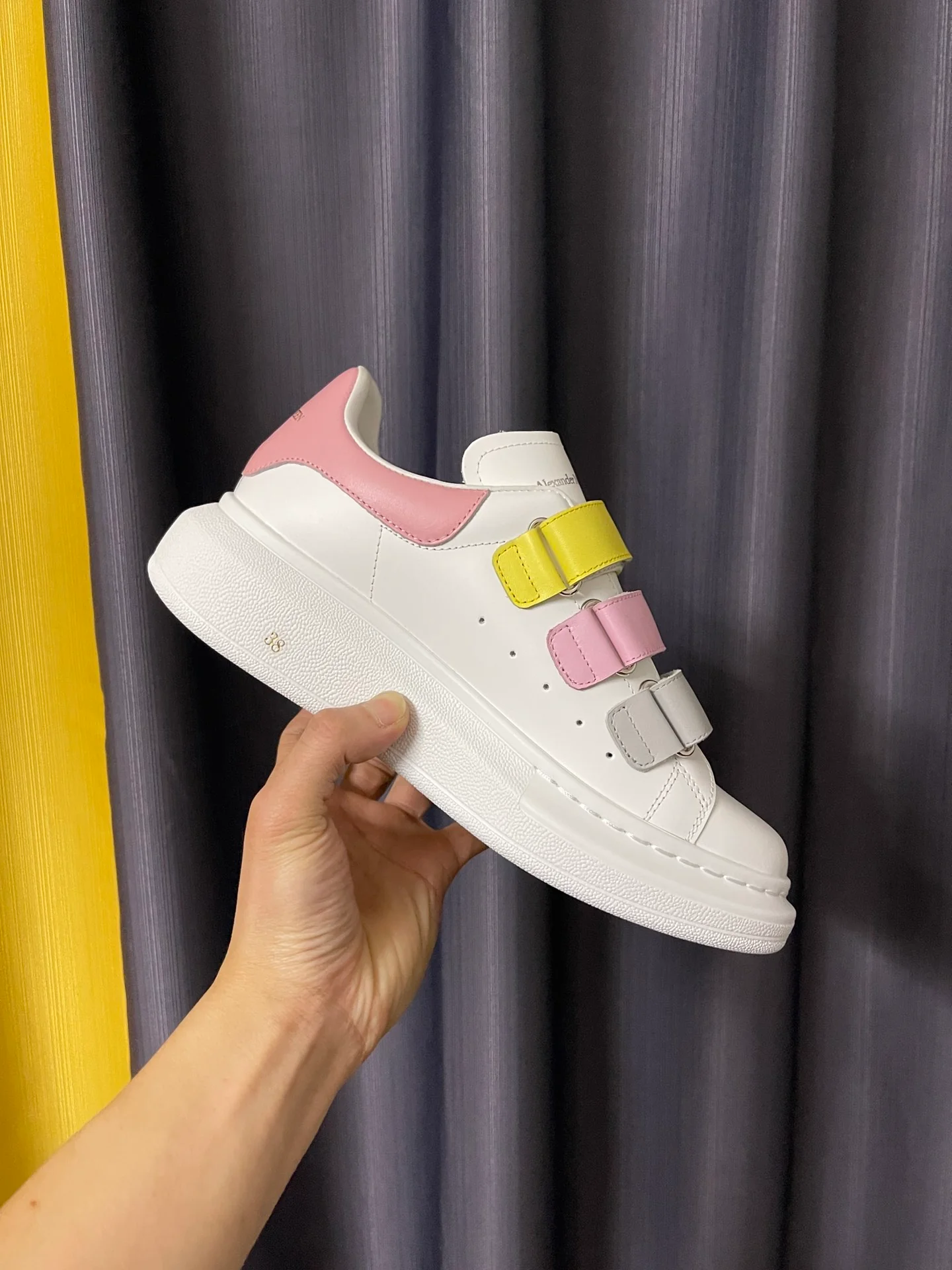 Классические белые кроссовки McQueen - унисекс - новая застежка на липучке - премиум-издание McQueen - 1 шт.