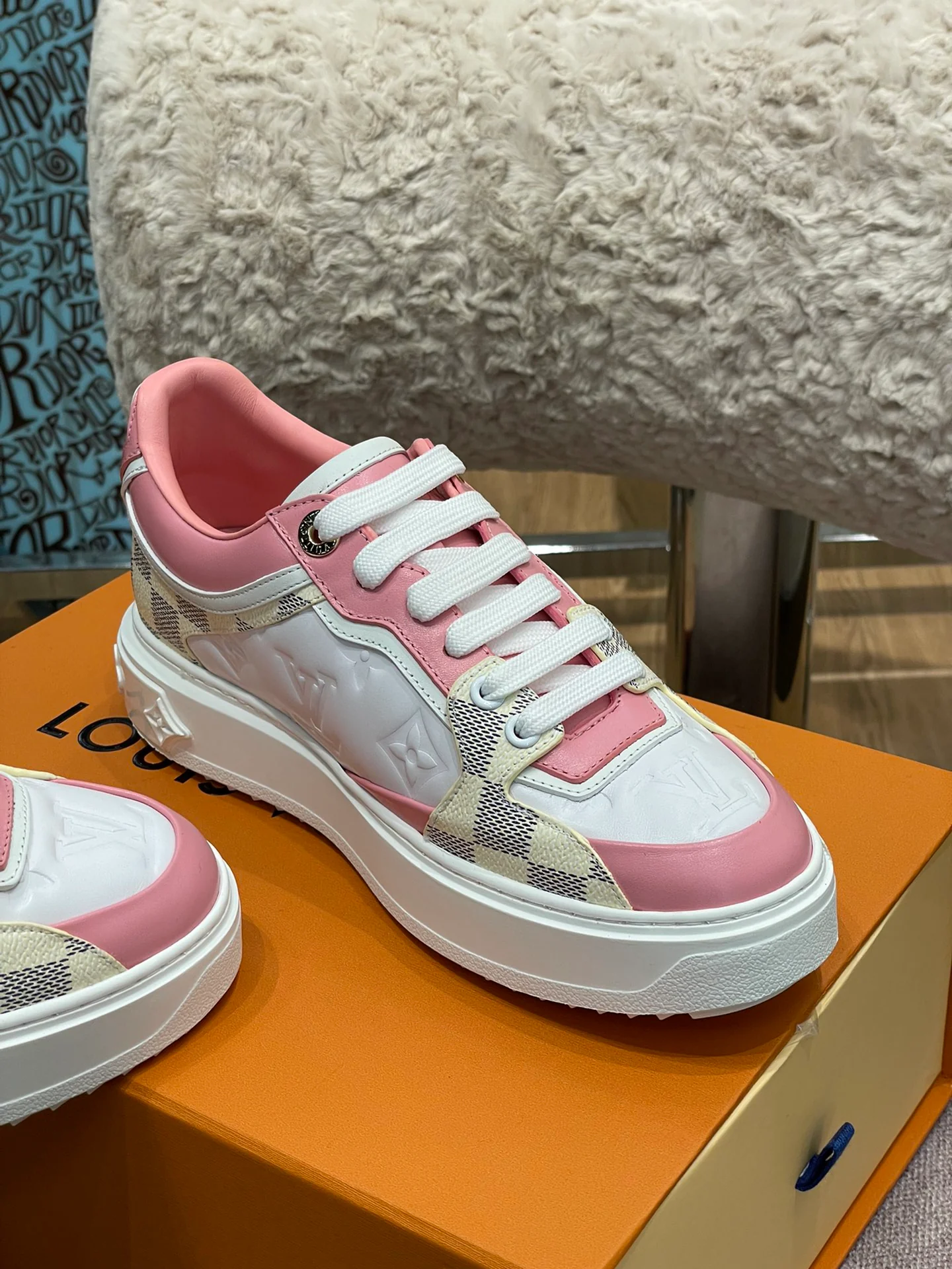 LV - Белые кроссовки - Кроссовки - Повседневная обувь