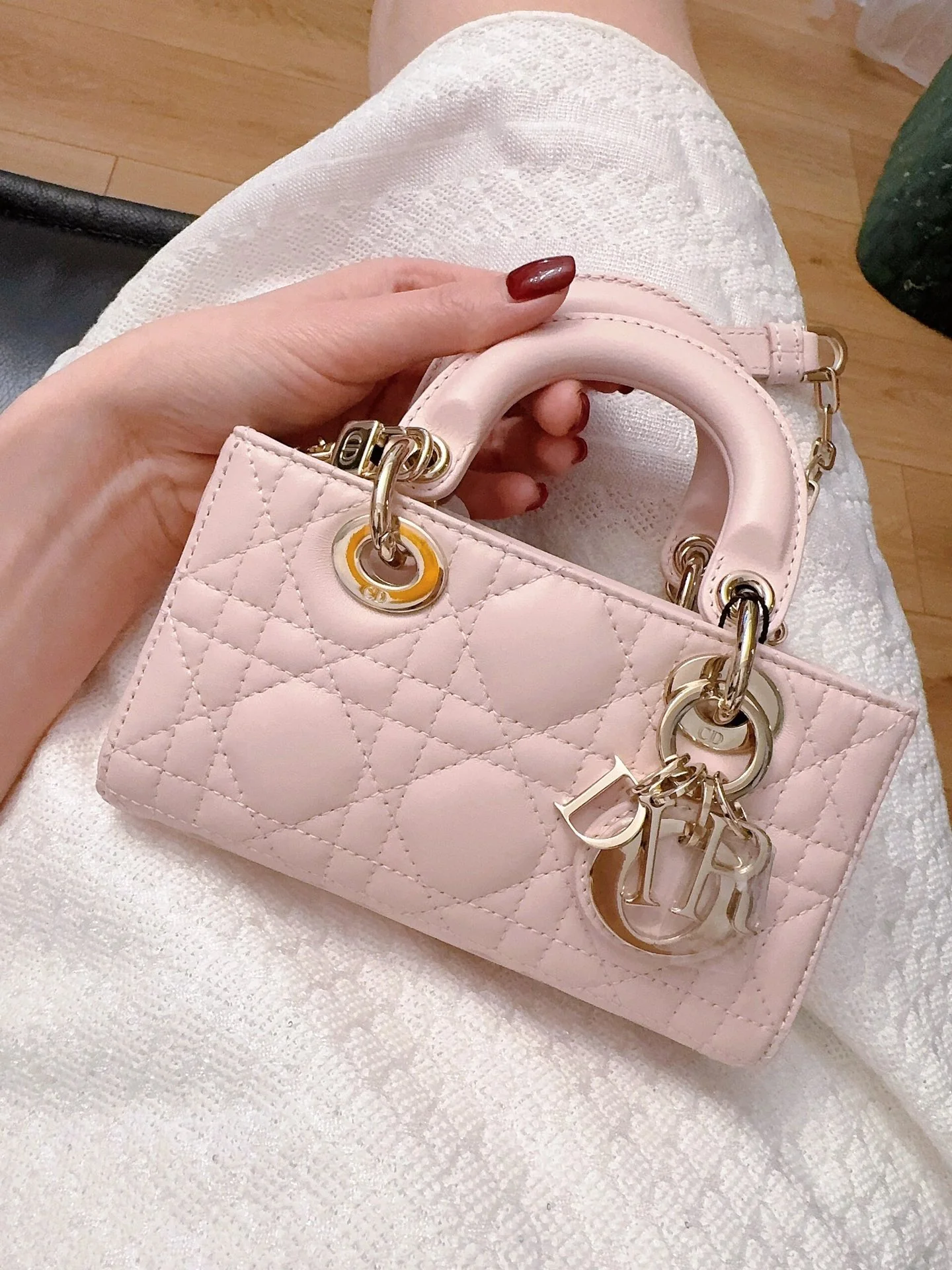 Сумочка Dior Lady d Joy - стеганая из овечьей кожи - нежно-розовая - мини-размер