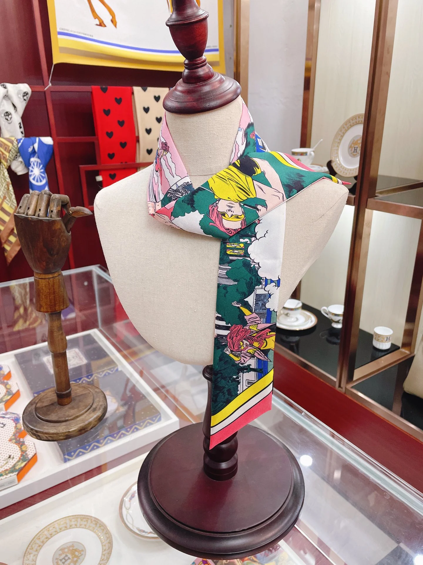 Шарф Hermes Twilly 5-86 см, 100% шелковый твил, двусторонний.