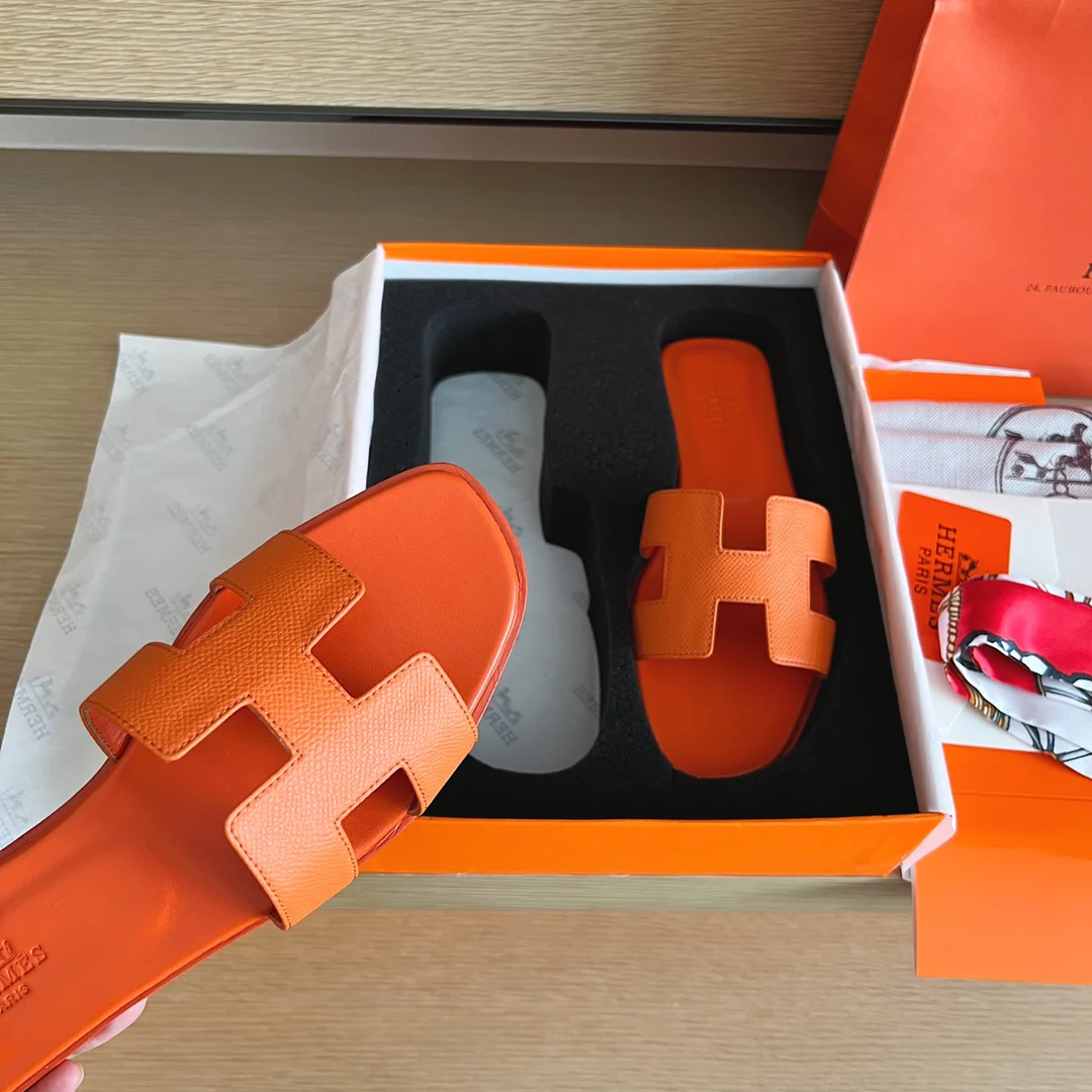 Сандалии Hermes-h на плоской подошве - серия с принтом пальм - подошва с полным покрытием - 3