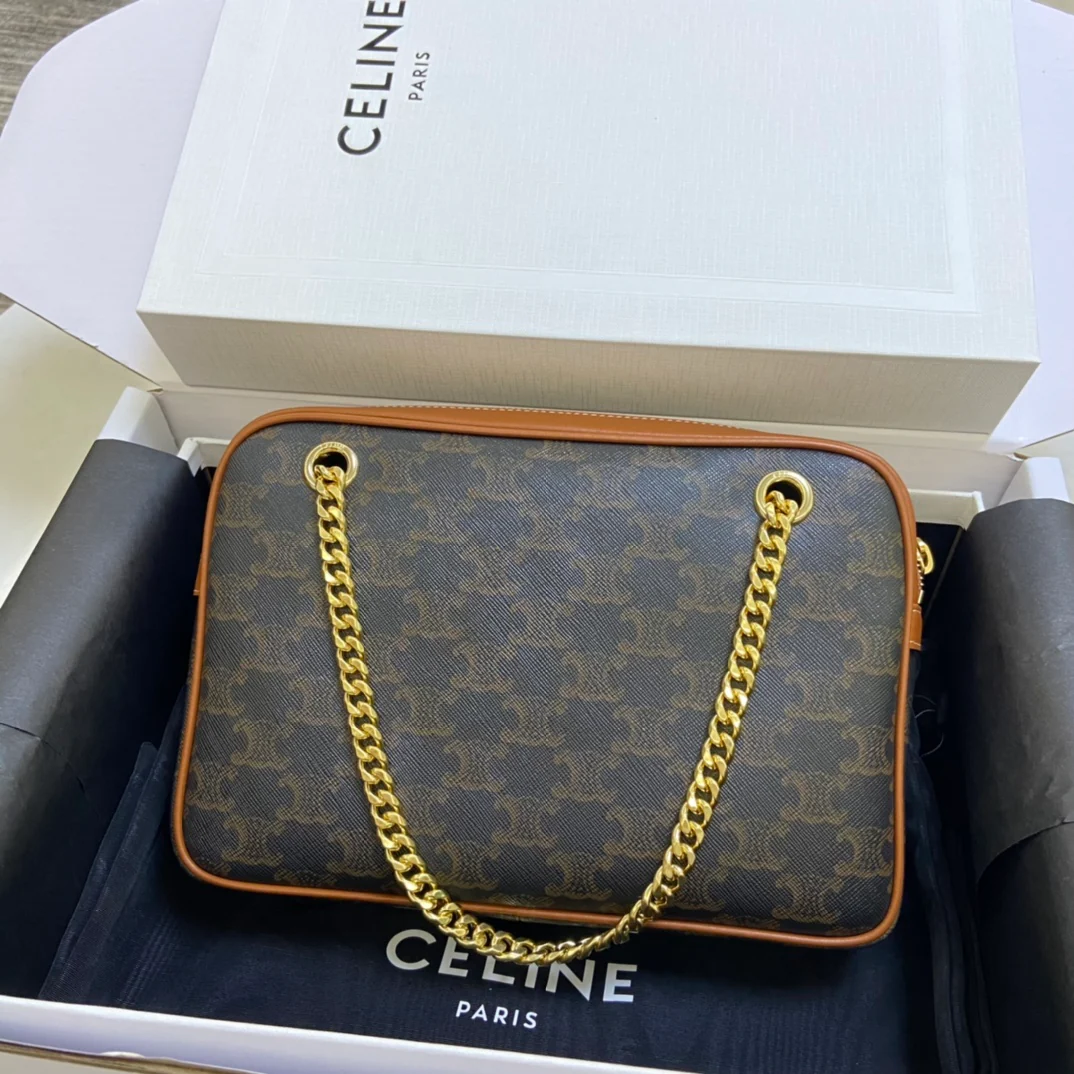 Сумочка Celine-triomphe-canvas-patapans